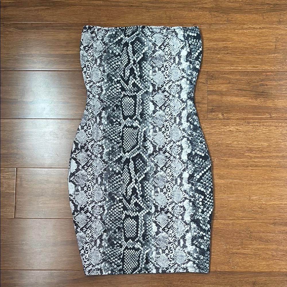 Snakeskin Print Bodycon Dress